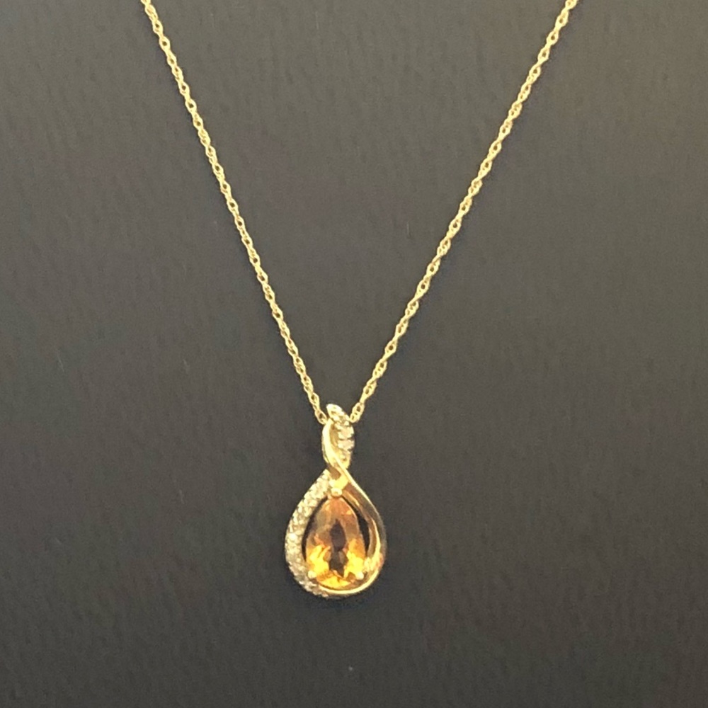 10k Gold Citrine and Diamond Necklace